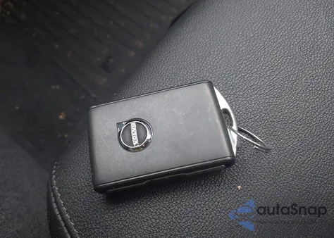 2020 Volvo S60 T5 Momentum from USA, damaged, VIN 7JR102FK6LG035678